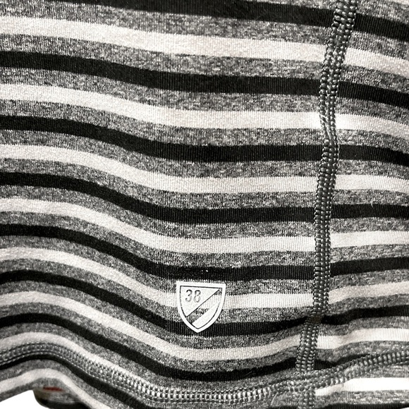 Very Nice Cremieux Club 38 Performance Striped 1/4-Zip Golf Pullover XXL - Picture 6 of 7